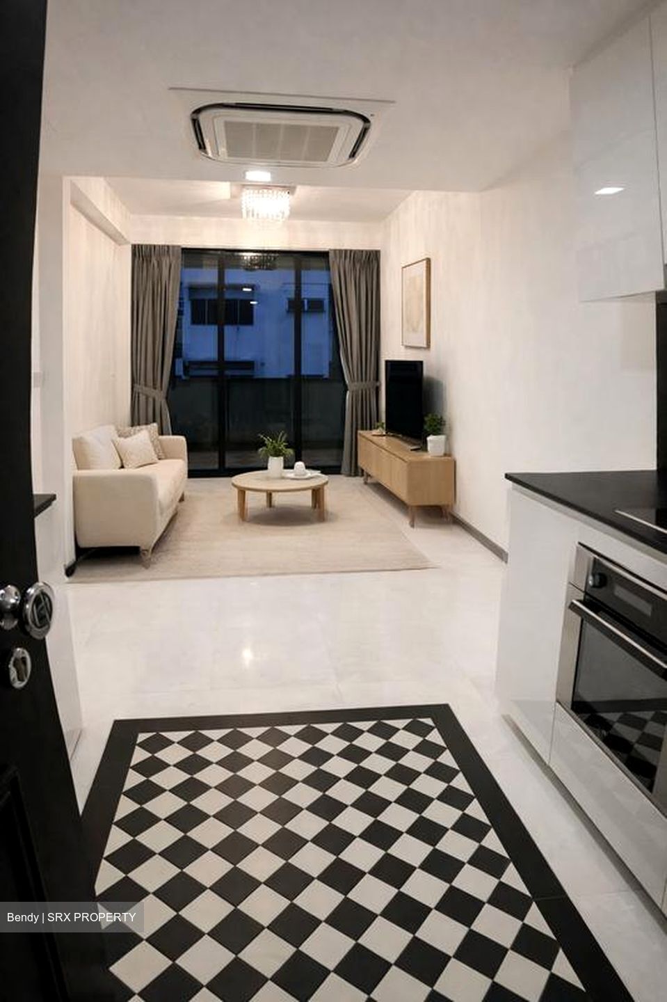 1919 (D9), Apartment #524631361